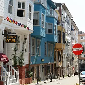Tilas - In 19th Century Wooden Townhouse,kadikoy Istanboel